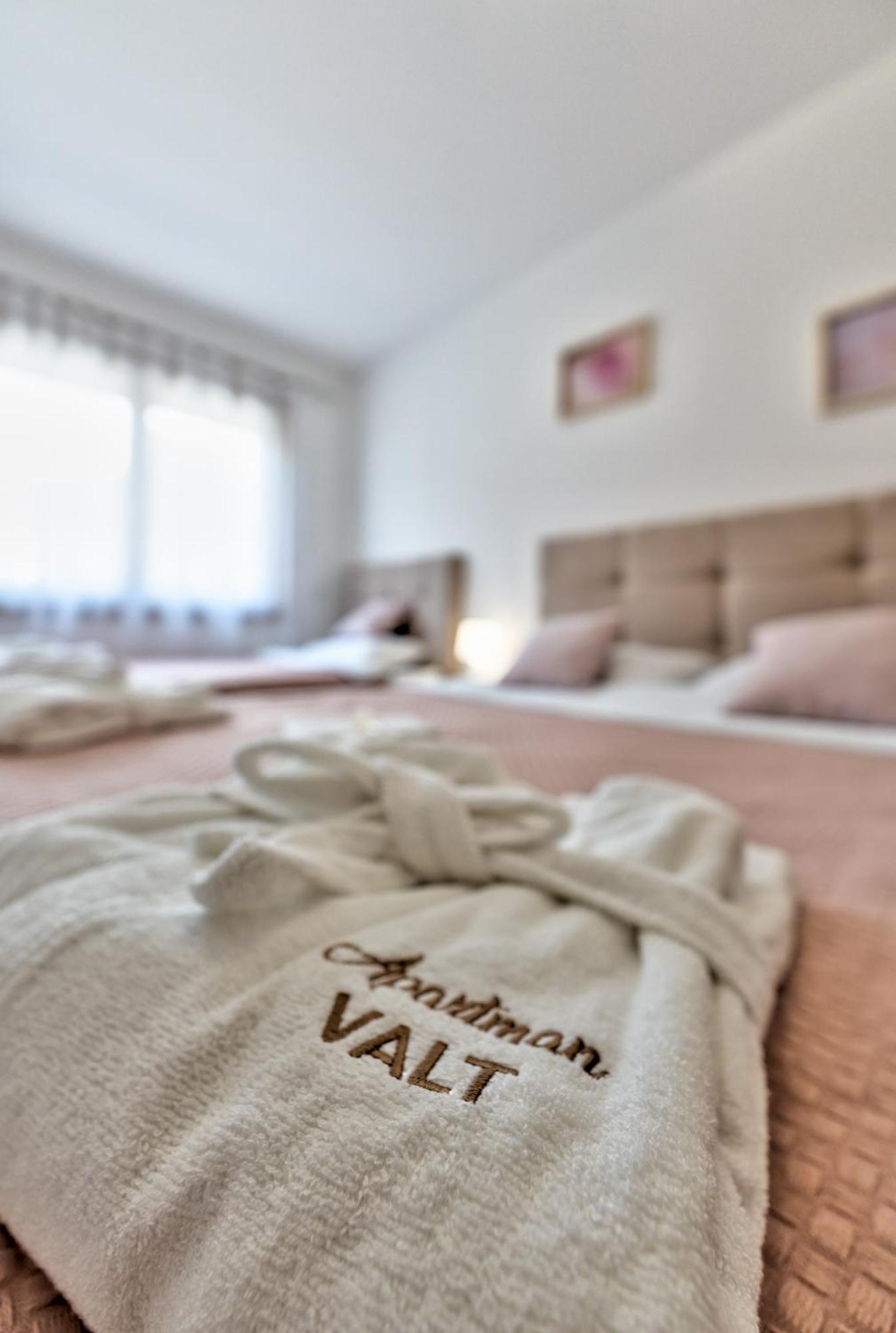 Apartment Valt &