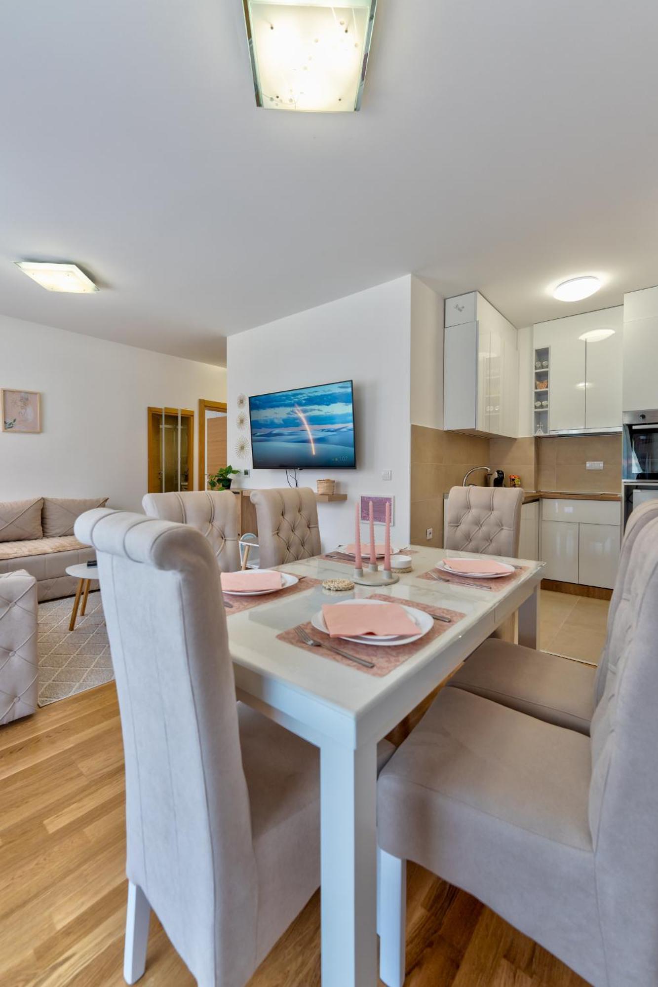 Valt & Apartment
